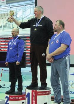 Järjestävän seuran Rovaniemen Reippaan Samuli Pirkkiö kisaili normaalisarjaansa ylempänä ja voitti 45-vuotiaiden 67-kiloiset ikäluokan Suomen ennätyksillä 192 kiloa (89+103).