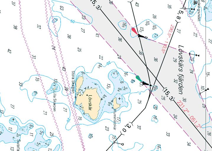 8 E Läjitysalueella liikkuvien alusten tulee hiljentää nopeutta ja välttää aallokon aiheuttamista läjitysalueelle kulkevien työalusten läheisyydessä. Työyksiköt kuuntelevat VHF-kanavia 15 ja 16.