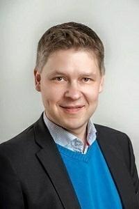 Lohjan elinkeinopoliitikan mittarit kovassa nousussa Teksti: Lohjan kaupunginjohtaja Mika Sivula Lohjan kaupungin ja yrittäjien välinen yhteistyö on tiivistynyt ja parantunut monin tavoin.