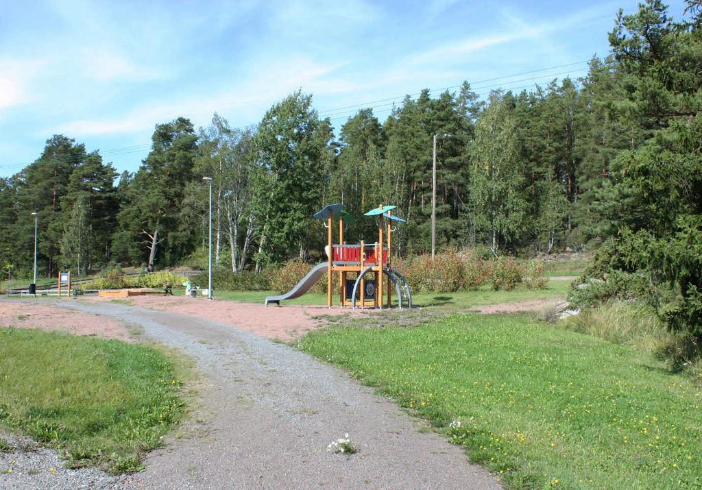 Heinäinen, Rymättylä Heinäisten asuinalue sijaitsee rauhallisella paikalla, Rymättylän keskustan palveluiden tuntumassa.