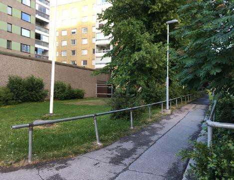 Kuvat: Tampereen kaupunki Ensimmäiseen kerrokseen sijoittuu myymälä ja sen varastotilat. Tontilla toimi alun perin Tuotannon S-Market, nykyään Tokmannin myymälä.