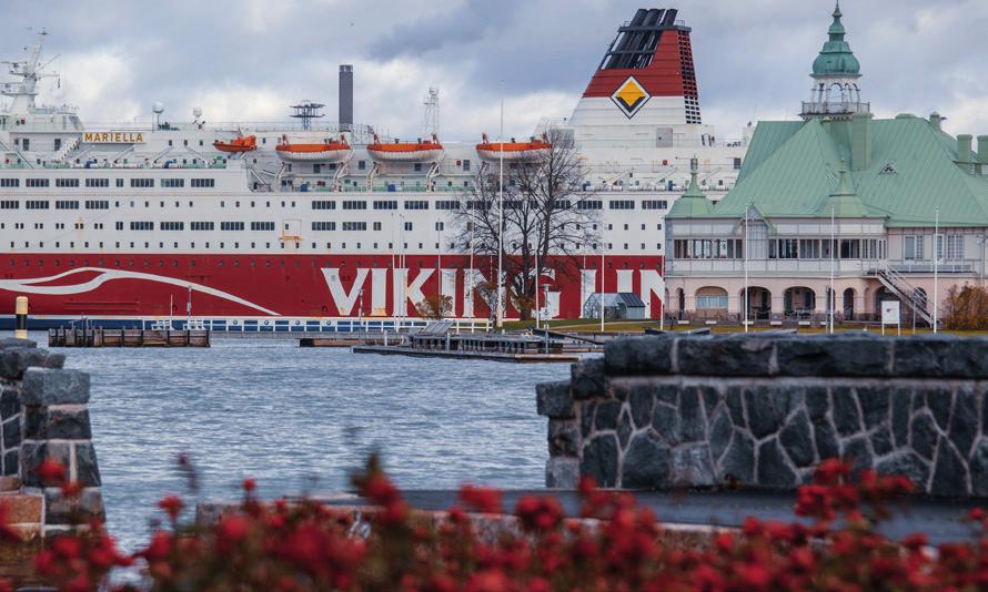 YSTÄVÄTUPATOIMINTA JA RETKET Tiedossa on todellista menoa ja meininkiä! Tanssit järjestää Varsinais-Suomen ja Uudenmaan kehitysvammaisten tukipiirit.
