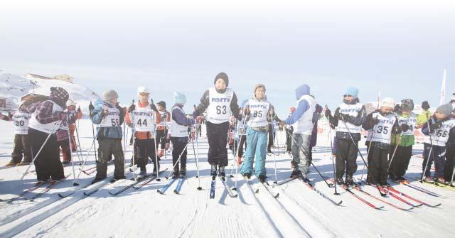 0-6 år 2x1 km 7-10 år 2x2 km 11-14 år 2x4 km 15 år og op efter 12 km Innarluutillit
