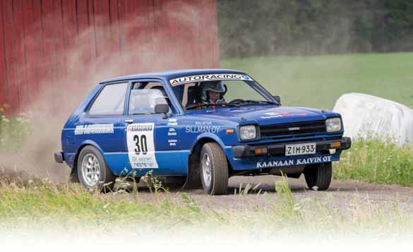 H istoric Rally Trophy 2019 Kolme osakisaa ajettu, kolme jäljellä Tommi Järvinen Starletilla on ikäkategoria 3:n kärjessä.