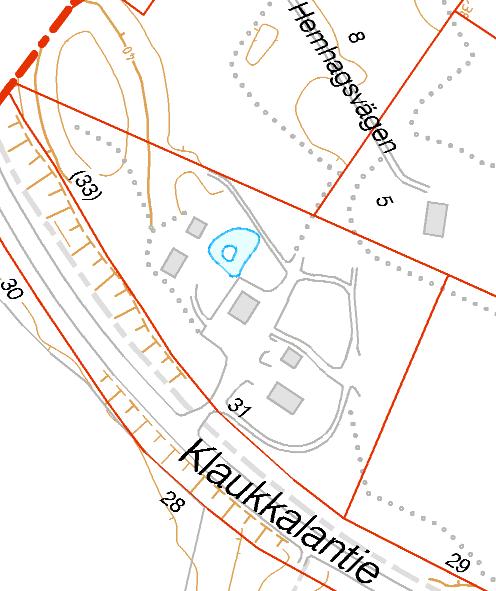 Klaukkalantien pihalammikko Pihalammiko (syvyys 1,5 m) on