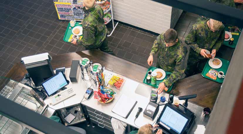 Sotilaskodin palvelut Sotilaskoti on varusmiesten suosituin vapaa-ajan viettopaikka. Sotilaskodissa varusmiehet voivat rentoutua ja käyttää vapaasti tarjolla olevia palveluja ja aktiviteetteja.