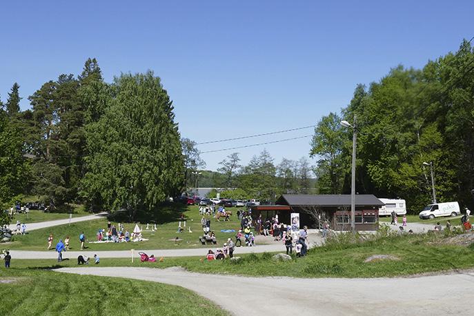 Luontomatkailua Latokartanonkosken luontopolku Salon Perniössä, Kiskonjoessa sijaitseva Latokartanonkoski on Etelä-Suomen näyttävin koskialue.