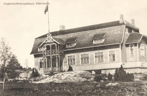 Kuvassa olevat rakennukset kuuluvat Kuusin tilaan(17)(dr) 33.