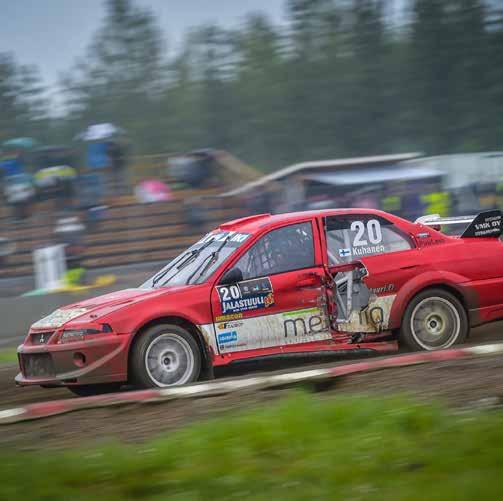 Ville Mikkonen - Joensuun rata on ihan uusi mulle. Rallia siellä olen ainoastaan yleisö-ek:lla ajanut, mutta tykkään kyllä, vauhdikas rata.