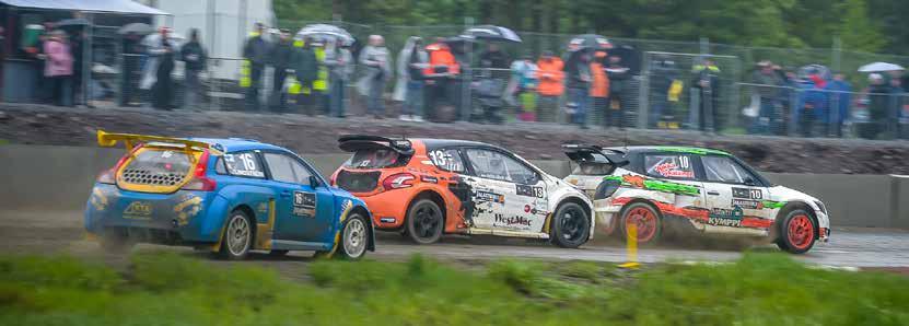 Luokkaesittely Sarjaan ilmoittautuneet SRC SuperCar Ratojemme tehokkaimmat takavetoiset. Autojen virittäminen on melko vapaata, kuitenkin pienillä vuosimallirajoituksilla.