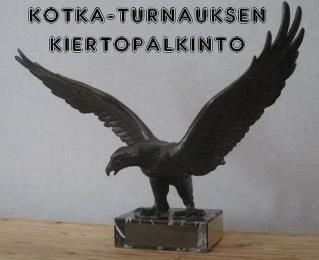 Terhon meriiteistä löytyy mm. Suomen ensimmäinen istumalentopallon arvokisamitali - vuoden 1983 MM-kisojen pronssi. Deltenissä Hollannissa pelatuissa kisoissa Terho toimi maajoukkueemme huoltajana.