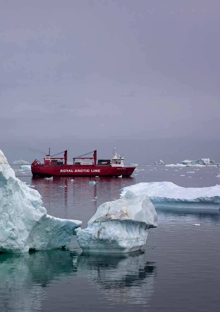 Nicolaisen, flight operations manager, Greenlandcopter, Tasiilaq Nunap assiliorneq Kalaallit Nunaata nunataa sermeqanngitsoq Danmarkimiit quleriaammik angineruvoq, inuilu 56.