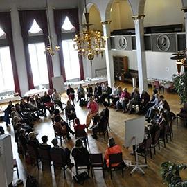 Kumppanuussopimus tarkoittaa sopijaosapuolten olemassa olevan osaamisen syventämistä ja uusien toimintatapojen kehittämistä.