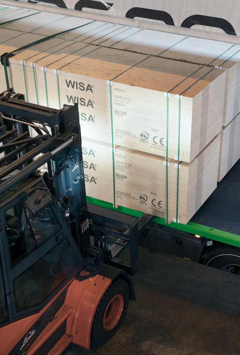 UPM PLYWOOD HELPPOA TEHOKKUUTTA MME Kannattava kasvu erinomaisen asiakaskokemuksen ja toiminnan laadun kautta Markkina-aseman vahvistaminen valikoiduissa liike toiminnoissa lisäarvoa ja