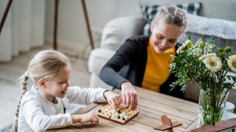 Asunto Oy Helsingin Pilotti Pilvenpyörteentie 11, 00700 Helsinki Tontin tiedot Oma tontti, pinta-ala 2444 m 2 Rakennuspaikka 38-232-10 Asuntojen lukumäärä: 10 kpl Paikoitus Asunnoilla on 14