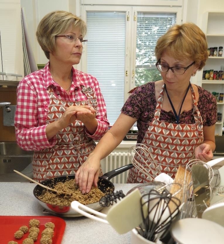 RUOKA JA RAVITSEMUS Kursseilla opettelemme yhdessä tietoja ja