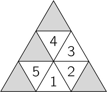 sivu 7 / 7 20. Marilla on 9 pientä kolmiota: 3 punaista (P), 3 keltaista (K) ja 3 sinistä (S).