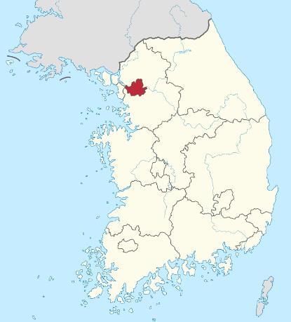 4 korea minun silmin Tässä luvussa kaksi suomalaista naista jakaa omakohtaisia kokemuksiaan Etelä-Koreassa työskentelystä ja opiskelusta; kohtaamastaan kulttuurista ja sen eroista verrattuna Suomeen.