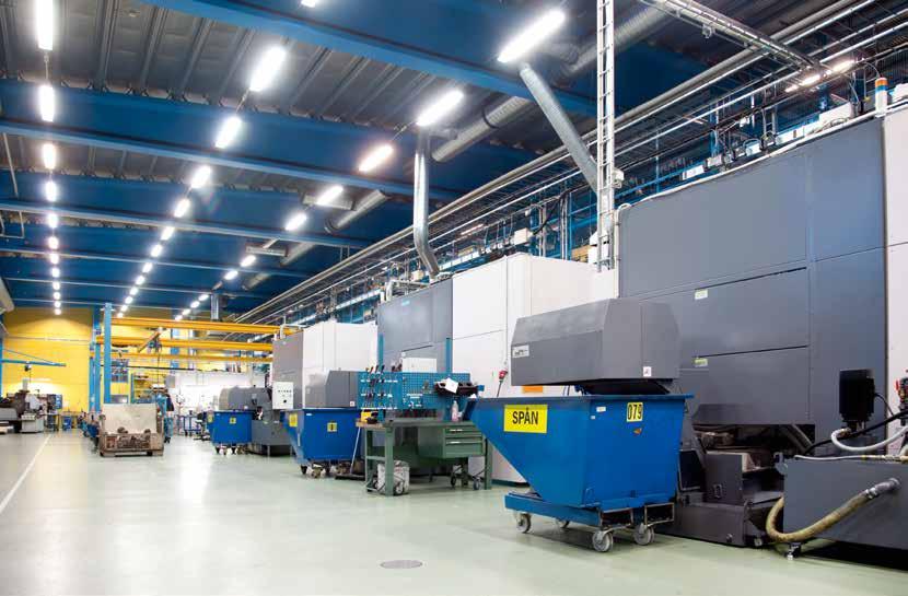Kaikki saman katon alla Tuotantolaitos, kooltaan 8 500 m 2 on suunniteltu niin, että prosessit voidaan toteuttaa tehokkaasti ja kapasiteetin käyttöaste on korkea.