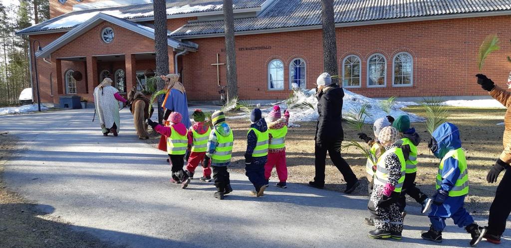 Monialainen yhteistyö Siikajoen kunnassa on käytössä perheen, neuvolan ja varhaiskasvatuksen yhteinen 4-vuotiaan lapsen kehityksen arviointi- ja yhteistyömenetelmä Viitta.