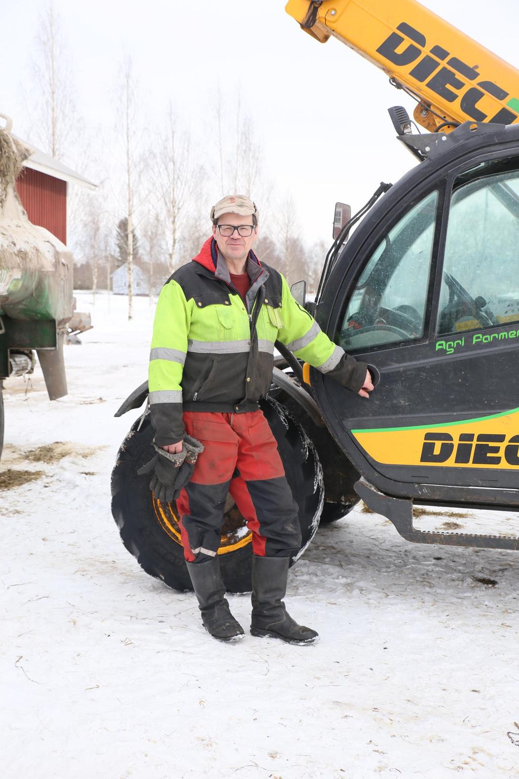 KJELLMANMagazine EK Lacto ay Sijaitsee Pietarsaari Maatila 120 hehtaaria luomulla 70 lypsylehmää Perustettu 1997 Omistajat Harry Henrikson, Kaj Lönnqvist Koneet Dieci