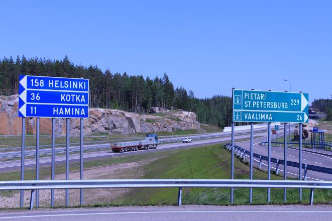 valmistuneet) Tulevaisuuden tekijät: joustava koulutustarjonta