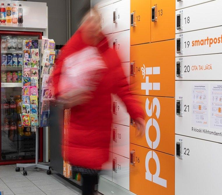 Posti toi pakettiautomaatit markkinoille vuonna 2011, ja nyt Postilla on maan kattavin automaattiverkosto Postin pakettiautomaattiverkosto on Suomen suurin Posti on markkina-ajuri, sillä Postin