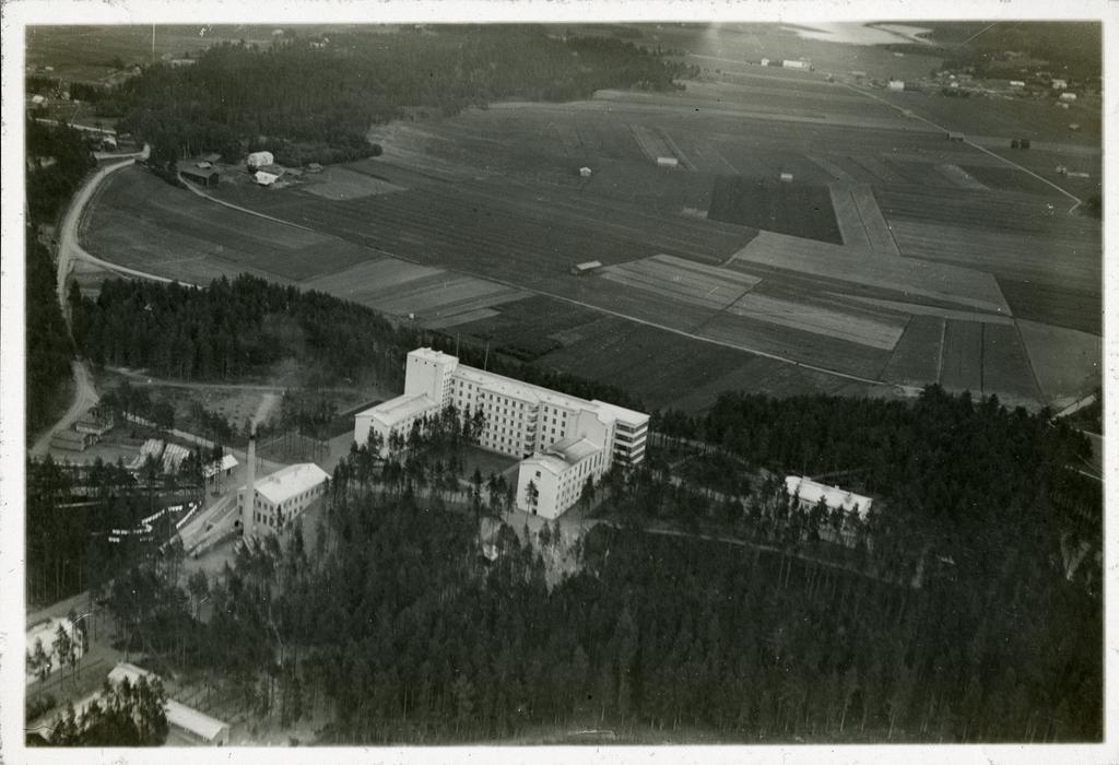 1932 Parantola-alue1930-luvulla pian valmistumisensa jälkeen. Kuva Hämeenlinnan kaupunginmuseo.