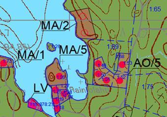 Kaavaselostus 6 (10) 3.3 Tavoitteet Yleiskaavan muutoksella on tarkoitus muuttaa kaksi ei-omarantaista rakennuspaikkaa omarantaisiksi tiloilla 1:49 ja 1:50.