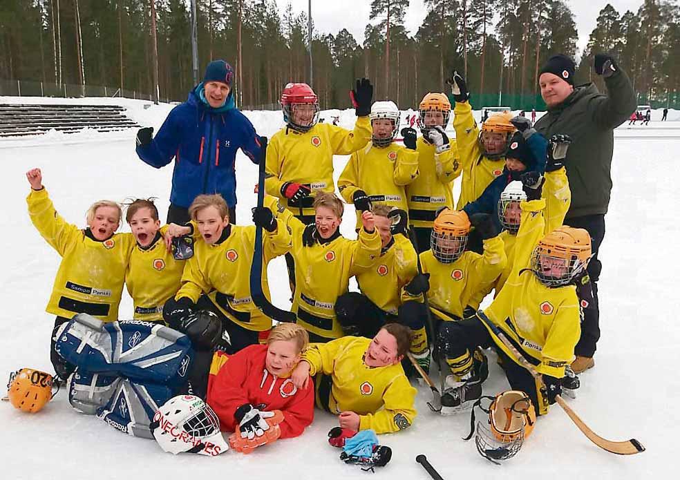 yllättivät ns. kokeneemmat ja olivat jopa voittaa. Kokemus oli vielä valttia ja tämä vuoden vanhempi ryhmä voitti pelin viime hetken maalilla.