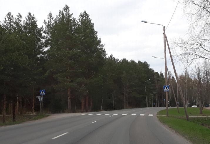 Toimenpide 90 Kohde: Vuoksenniskantie / Puumiehentie Suojatiemerkin siirtäminen lähemmäs ajorataa (esimerkki Vuoksenniskantie/Neitsytniementie liittymä) Suojatiemerkin lisääminen