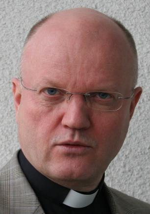 joitain mainitakseni. Tässä mielessä Mikkeli elää vahvasti menneisyydestään. Samalla kaupunki joutuu hakemaan imagoaan asioista, jotka voisivat kantaa sen tulevaisuuteen.