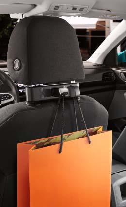Kätevillä verkkotaskuilla varustettu, helposti puhdistettava ja luistamaton istuinsuoja suojaa auton istuint 19 Aina juuri sopivan kylmiä tai lämpöisiä herkkuja autossa: