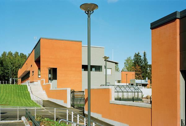 Kuninkaantien toimintakeskus Rakennus valmistunut 2010