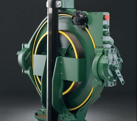 KONE EcoDisc hyötykäyttää jarrutusenergian KONE EcoDisc nostokoneiston jarrutusenergian talteenotto -option avulla hissin moottori toimii generaattorina silloin, kun täysinäinen hissikori palautetaan