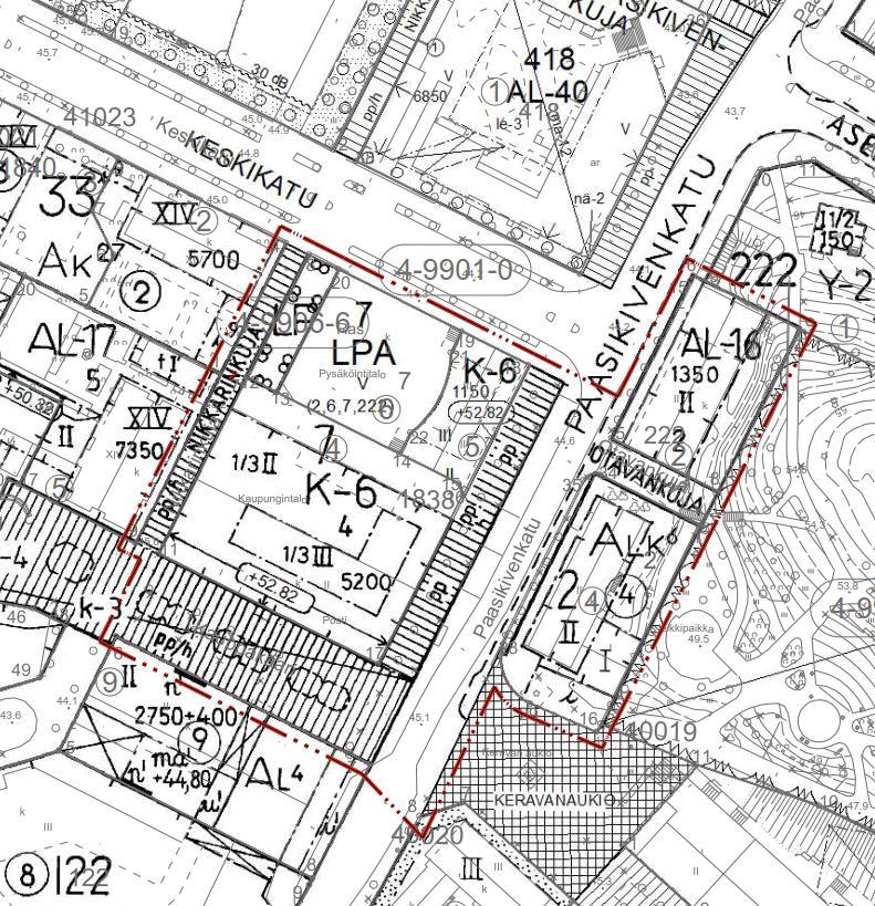 4(8) Asemakaava: Korttelin 7 tontilla 4 sekä liikennealueella on voimassa asemakaava (1516) vuodelta 1987. Tontti 4 on osoitettu liike- ja toimistorakennusten korttelialueeksi.