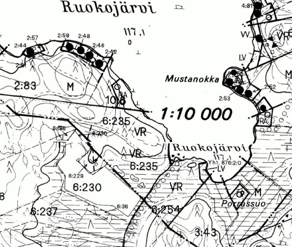 Kuva 5. Ote Rengon rantayleiskaavasta (Hämeenlinnan kaupungin karttapalvelu). Suunnittelualue on osoitettu punaisella viivalla. Ranta-asemakaava Alueella ei ole voimassa olevaa ranta-asemakaavaa.