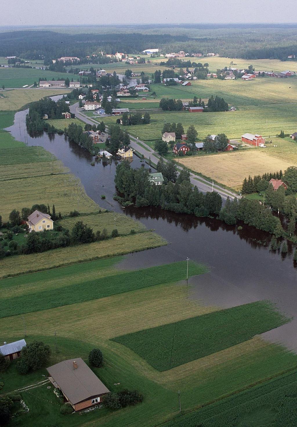 Vesitalouden hallinta maa-