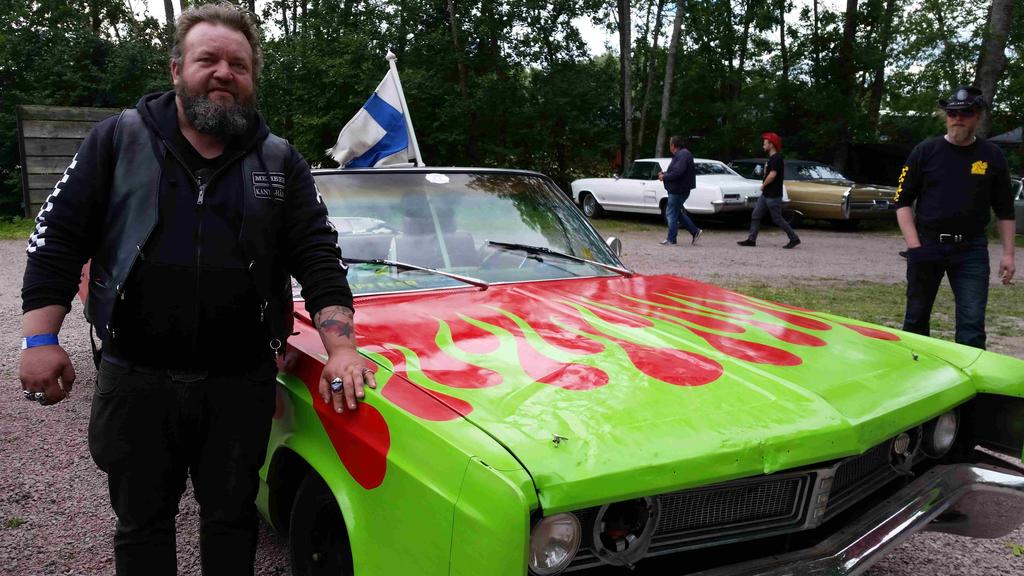 Jani Rantanen ja Chrysler Newport Jani Rantanen on 42 vuotias automies Jokioisista. Hän käy töissä Componentan valimossa Karkkilassa.
