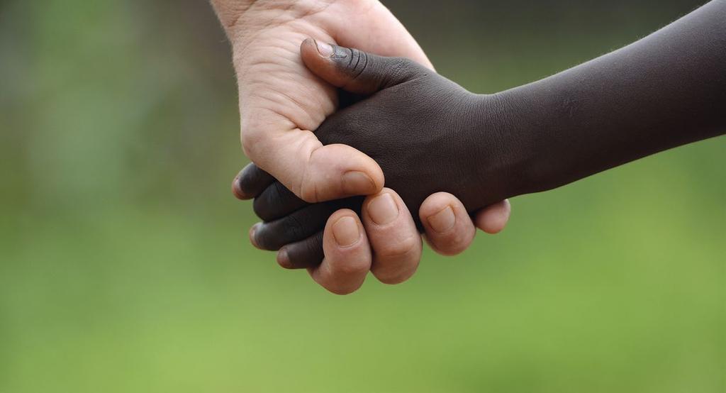 KANSAINVÄLINEN ADOPTIO Itsearviointia, infoja ja kohtaamisia Adoptiotyö on nykyään entistä yksilöllisempää ja räätälöidympää.