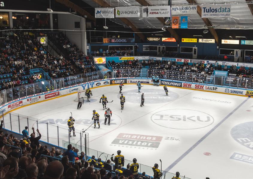 kattomainos 4000 /mainos Klubikatsomo Seinämainos - 2500 /mainos valomainos 3000 /mainos PLEKSIMAINOS Pääty + reuna