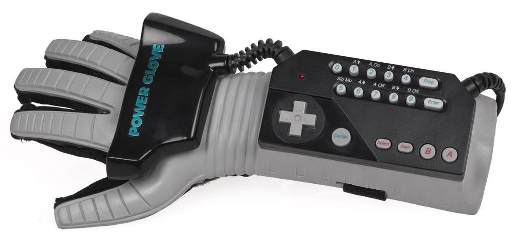 4 Kuva 1. Nintendo Power Glove (Wikimedia 2011) PlayStation 2 -laitteille ilmestyi lokakuussa 2003 liikkeentunnistusta hyväksikäyttävä EyeToy-kamera.