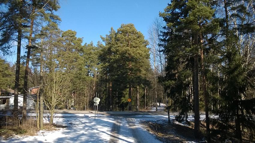 24 (28) tymisen johdosta. Suurin muutos tapahtuu varikkoalueella. Kaavamääräyksellä vaikutetaan suotuisasti hulevesien käsittelyyn hallitusti.