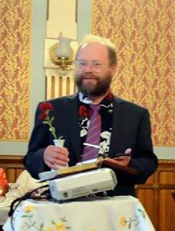 26 Keskustan on palattava alkiolaisille ja kristillisille juurilleen. Tarvitaan hengellisten arvojen esiinmarssi (säännöt 2).