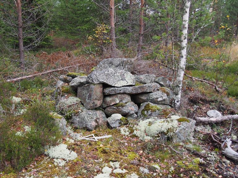 Arkeologinen inventointi 10 2. Lääväahonkangas 2 Nimi: Lääväahonkangas 2 Kunta: Miehikkälä Laji: muu kulttuuriperintökohde Ajoitus: historiallinen Muinaisj.