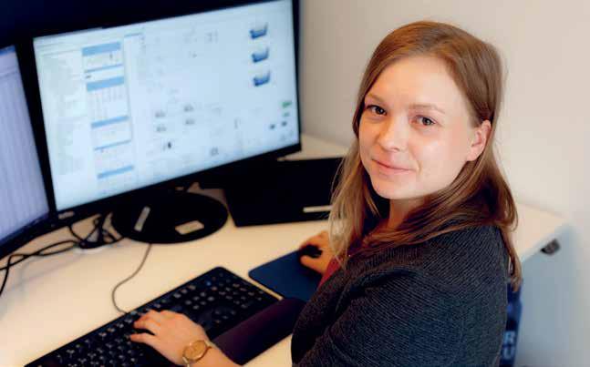 Anniina Ukkonen simuloi laivan energiavirtoja. Dataa käytetään muun muassa järjestelmien optimointiin entistä tehokkaammiksi.