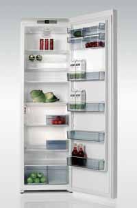 Jääkaapit 388 litran jääkaappi Klassinen design Energialuokka A+ (146 kwh vuodessa) Hieno halogeenivalaistus AirSystem varmistaa tasaisen lämpötilan Älykäs