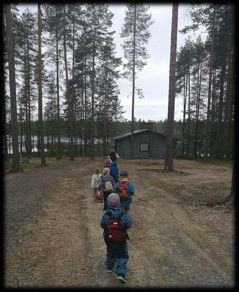 KAIKKIA VARHAISKASVATUKSEN RYHMIÄ OHJAA MAHTAVA JOUKKO AIKUISIA JA NUORIA, NIIN AMMATTILAISIA KUIN VAPAAEHTOISIAKIN! Jos sinulla löytyy aikaa ohjaamiseen niin otahan yhteyttä Eleonoraan.