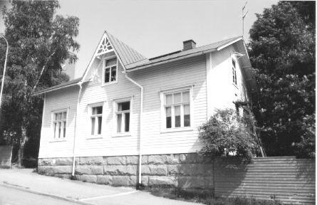 LOMAKKEEN TÄYTTÄJÄ, päiväys Mirja