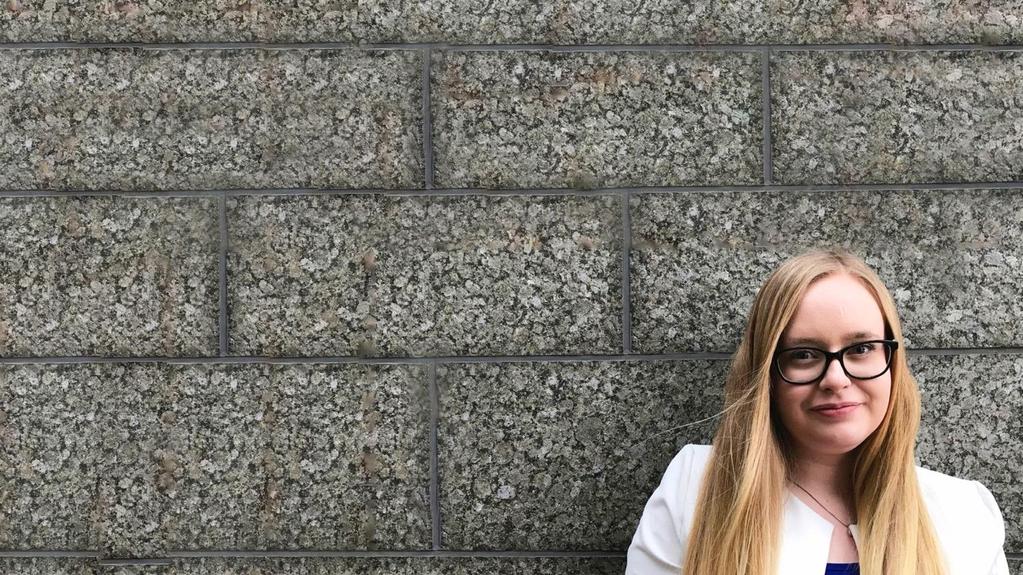 Huippusuorituksiin yltävä henkilöstö UPM Graduate -ohjelma on kansainvälinen harjoitteluohjelma, johon voivat osallistua innokkaat nuoret ammattilaiset kaikkialta